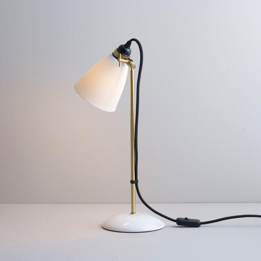 Hector 30 Brass bordlampe fra Original BTC i messing og glas
